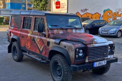 Land_Rover_Defender_Rusty_04_1