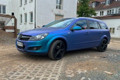 Opel_Astra_Oracal_Ultramarin_Violett_matt_01_1
