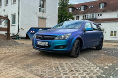 Opel_Astra_Oracal_Ultramarin_Violett_matt_02_1