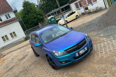 Opel_Astra_Oracal_Ultramarin_Violett_matt_03_1