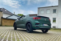 VW_T_Roc_Cabrio_3M_Matte_Pine_Green_Metallic_08_1